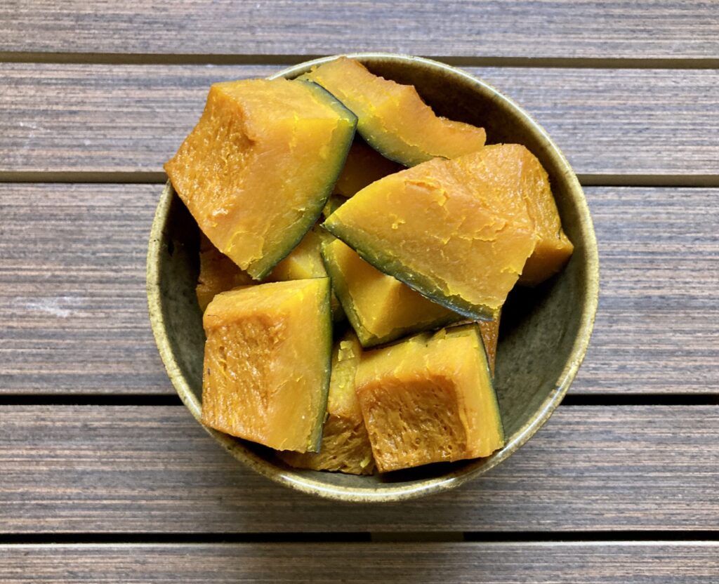 Taste like chestnuts! Japanese-style boiled pumpkin recipe & how to cook